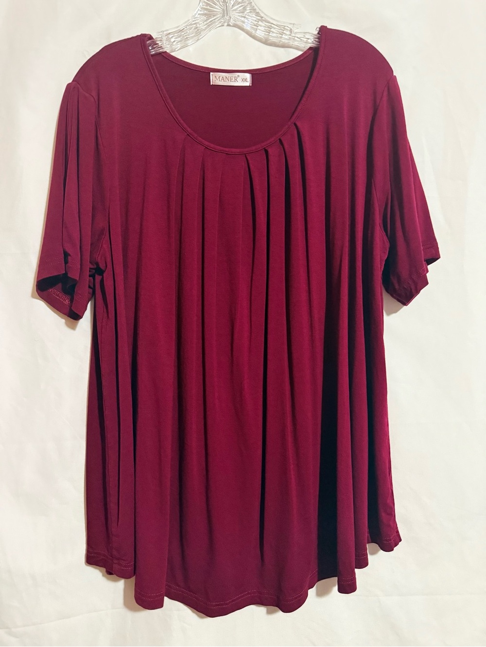 MANER Women’s 2XL Burgundy Solid Scoop Neck Pleated Button Short Sleeve Top